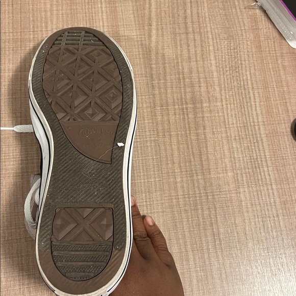 Converse High-Tops in Black and Cream - Picture 7 of 7